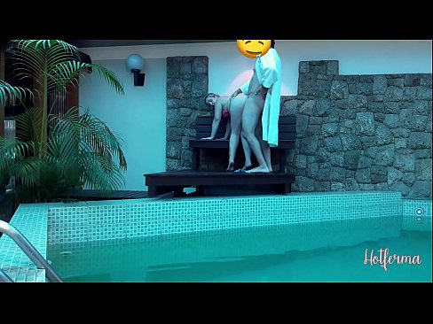 ❤️ Boss invites maid to the pool, but couldn't resist a hot Porno fb at us ❤